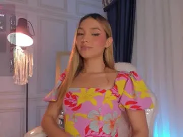 BellaLatinaTS – webcam model profile photo Image 17