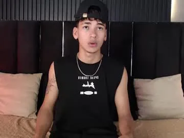 LaraHarvey – webcam model profile photo Image 19