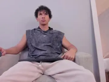 CassieGil – webcam model profile photo Image 10