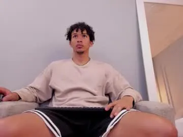 CassieGil – webcam model profile photo Image 11