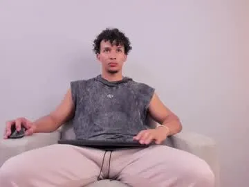 CassieGil – webcam model profile photo Image 9