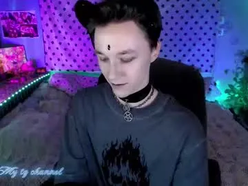 otouhu76 – webcam model profile photo Image 3