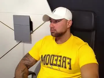 GiaMazzon – webcam model profile photo Image 12