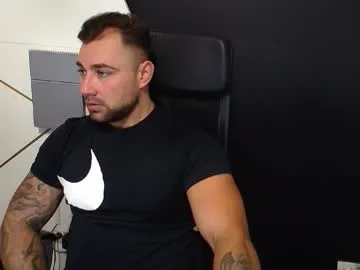 GiaMazzon – webcam model profile photo Image 16