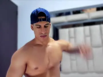 ShainaVaasquez – webcam model profile photo Image 2