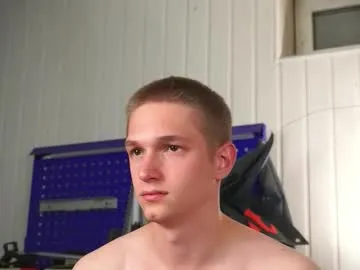 MrsKitten – webcam model profile photo Image 18