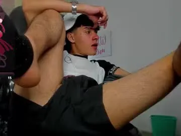 JulyWood – webcam model profile photo Image 7