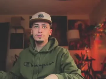 dylandaniel69 – webcam model profile photo