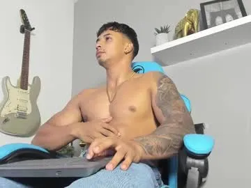 LiaBrooks – webcam model profile photo Image 2