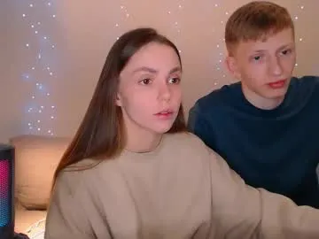 Emmy_Foxx – webcam model profile photo Image 2