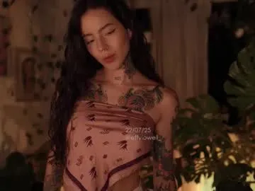 Nathy25 – webcam model profile photo Image 4