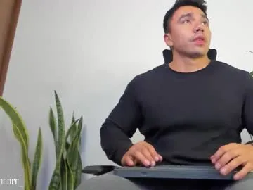 JadeMartinelli – webcam model profile photo Image 15