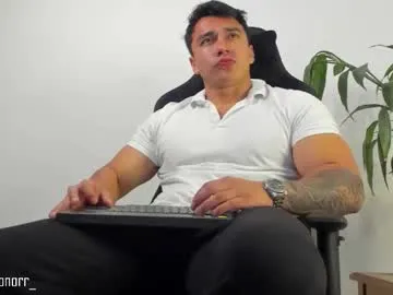 JadeMartinelli – webcam model profile photo Image 4