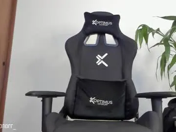 JadeMartinelli – webcam model profile photo Image 8