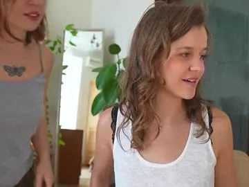 SeleneHart – webcam model profile photo Image 3