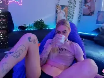 AmelieWilliams – webcam model profile photo Image 19