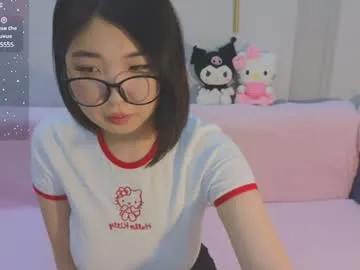 emili_blanc – webcam model profile photo