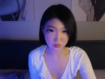 CassieGil – webcam model profile photo Image 12