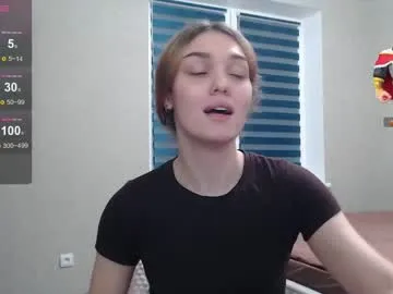 _Crystal_evains – webcam model profile photo Image 7