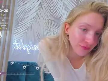 CassieGil – webcam model profile photo Image 9