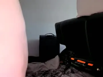 SkyLumen – webcam model profile photo Image 6