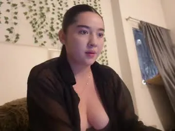 SkyLumen – webcam model profile photo Image 15