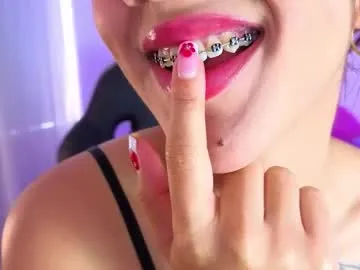 SkyLumen – webcam model profile photo Image 16