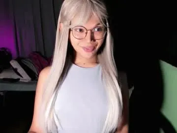 AylaRosell – webcam model profile photo Image 11