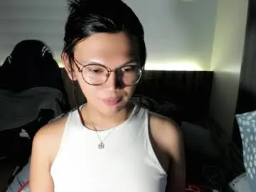 AylaRosell – webcam model profile photo Image 2