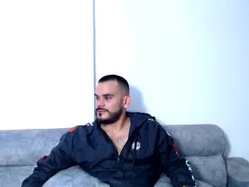 CARMIYNNA – webcam model profile photo Image 18