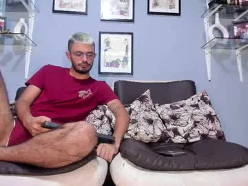 otouhu76 – webcam model profile photo Image 2