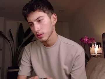 maxpac_rocco – webcam model profile photo Image 10