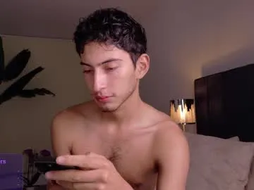 maxpac_rocco – webcam model profile photo Image 17