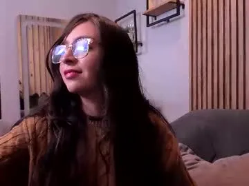 CassieGil – webcam model profile photo Image 13