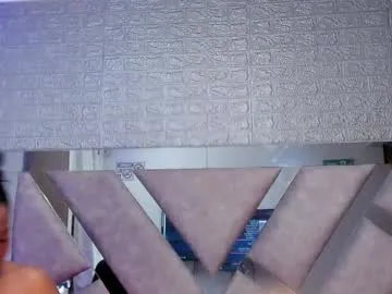 SkyLumen – webcam model profile photo Image 19