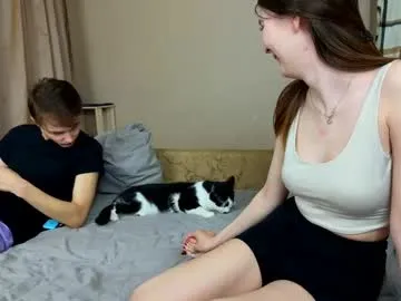 AylaStrange – webcam model profile photo Image 6