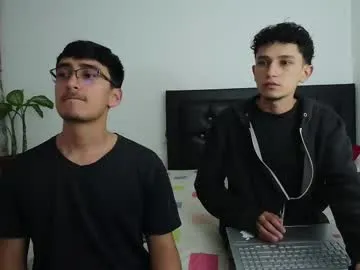 SkyLumen – webcam model profile photo Image 18