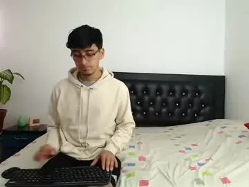 SkyLumen – webcam model profile photo Image 7