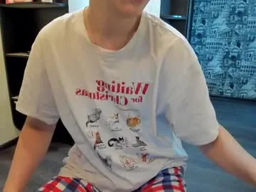 ROXSANNE – webcam model profile photo Image 3