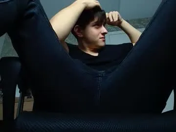 yuuki8910 – webcam model profile photo Image 17