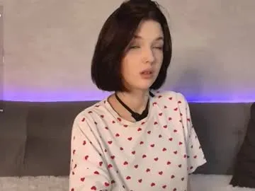 LaraMiller – webcam model profile photo Image 8