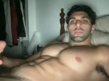 KellyBroke – webcam model profile photo Image 5