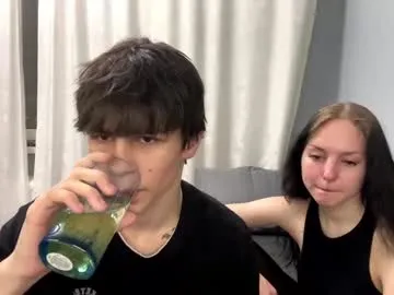 AprilXXS – webcam model profile photo Image 3