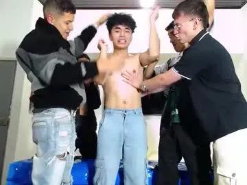 LiaBrooks – webcam model profile photo Image 2