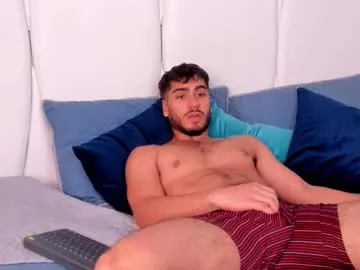 highlatin_guys – webcam model profile photo Image 2