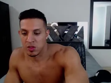 NaughtyNinaX – webcam model profile photo Image 8