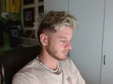 MiaRosel – webcam model profile photo Image 11