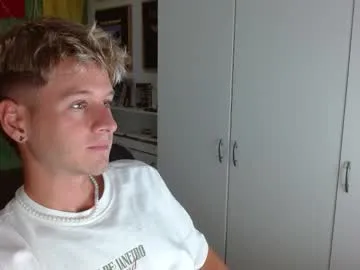 MiaRosel – webcam model profile photo Image 7