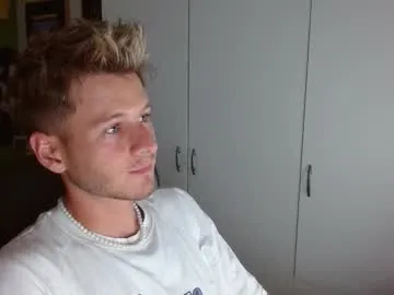 MiaRosel – webcam model profile photo Image 9