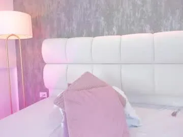 SkyLumen – webcam model profile photo Image 10